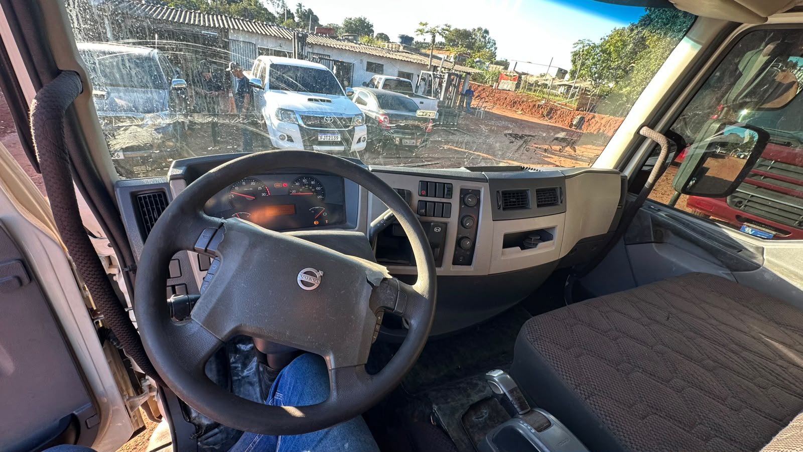 Volvo VM 330