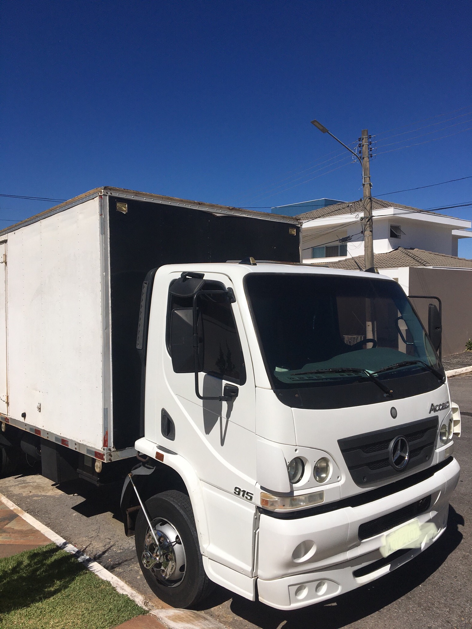 Mercedes-Benz Accelo