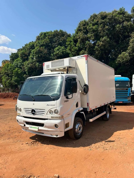 Mercedes-Benz Accelo